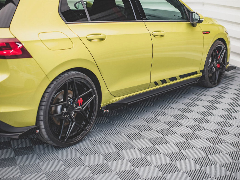 Street PRO Side Skirts Diffusers + Flaps - Volkswagen Golf GTI / GTE / GTI Clubsport / R-Line Mk8