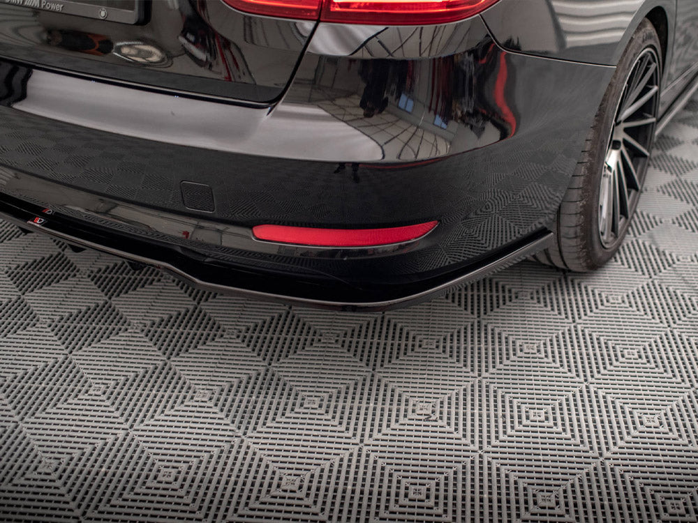 Central Rear Splitter (Vertical Bars) - BMW 3 Series (GT F34)
