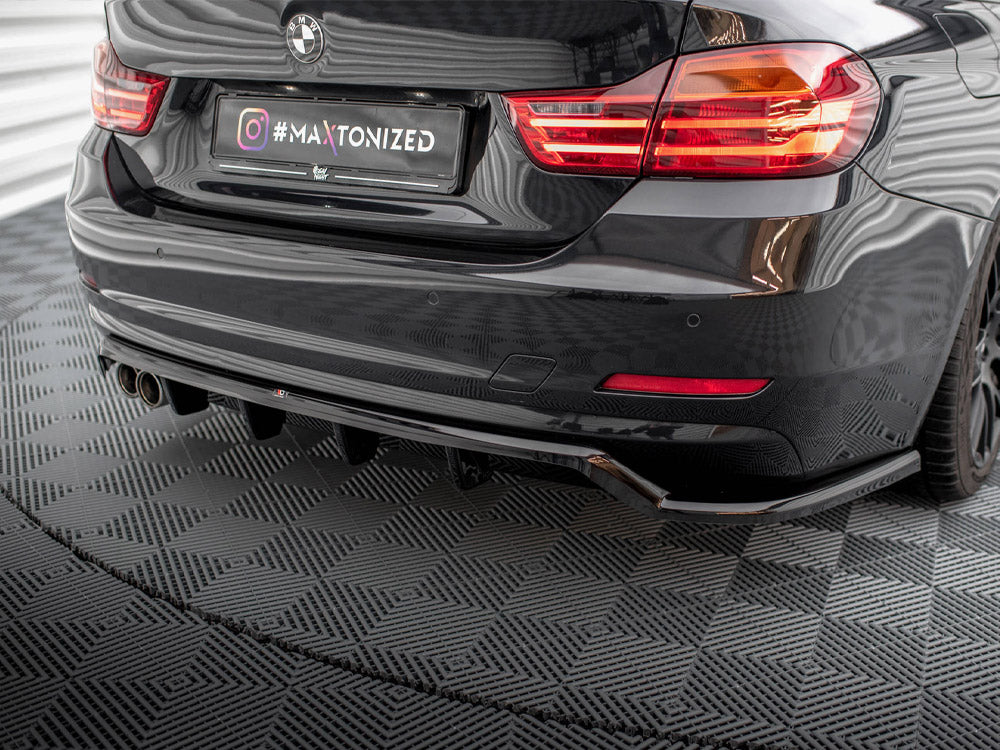 Central Rear Splitter (Vertical Bars) - BMW 4 Series (Gran Coupe F36)