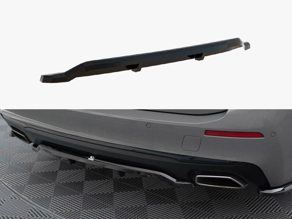 Central Rear Splitter (Vertical Bars) - BMW 5 Series G30 / G31 (Facelift)