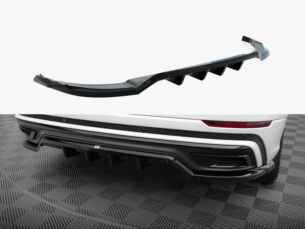 Central Rear Splitter (Vertical Bars) - Audi Q8 S Line Mk1