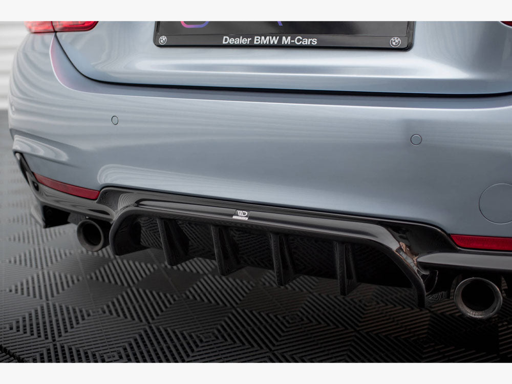 Rear Valance - BMW 4 Series (Coupe / Gran Coupe / Cabrio M-Pack F32 / F36 / F33 (Version with single exhausts on both sides)