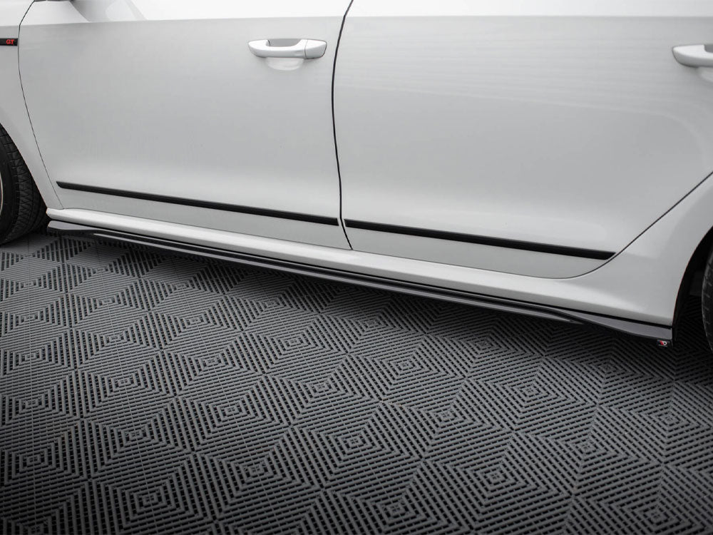 Side Skirts Diffusers - Volkswagen Passat GT B8 Facelift USA