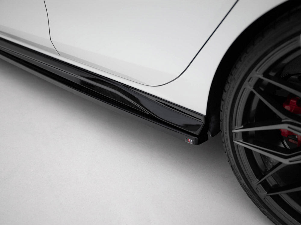 Side Skirts Diffusers V.4 - Volkswagen Golf GTI / GTE / GTI Clubsport / GTD/ R-Line Mk8