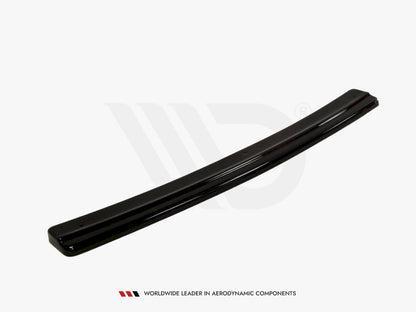 Central Rear Splitter - Volkswagen Golf IV R32