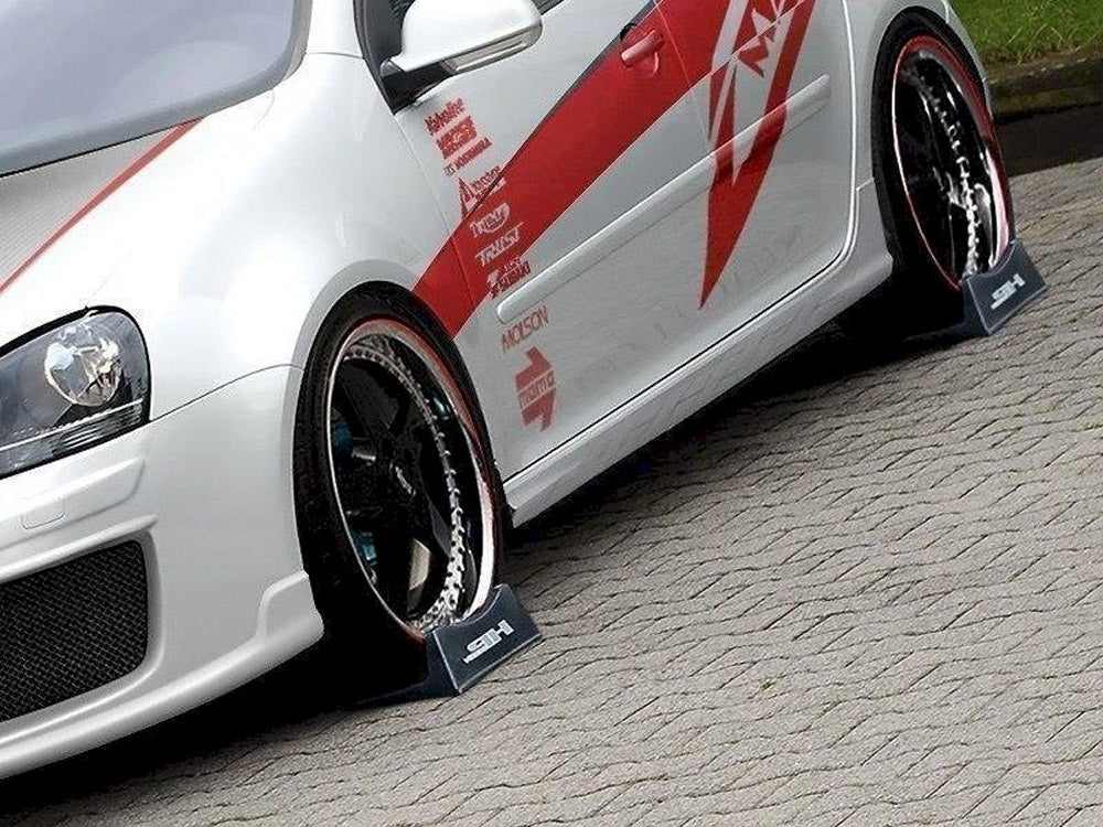 Side Skirts - Volkswagen Golf Mk5 GTI Look