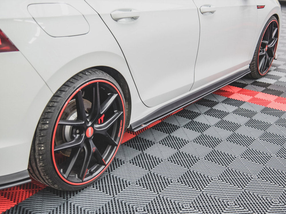Street Pro Side Skirts Diffusers - Volkswagen Golf GTI / GTE / GTI Clubsport / R-Line Mk8
