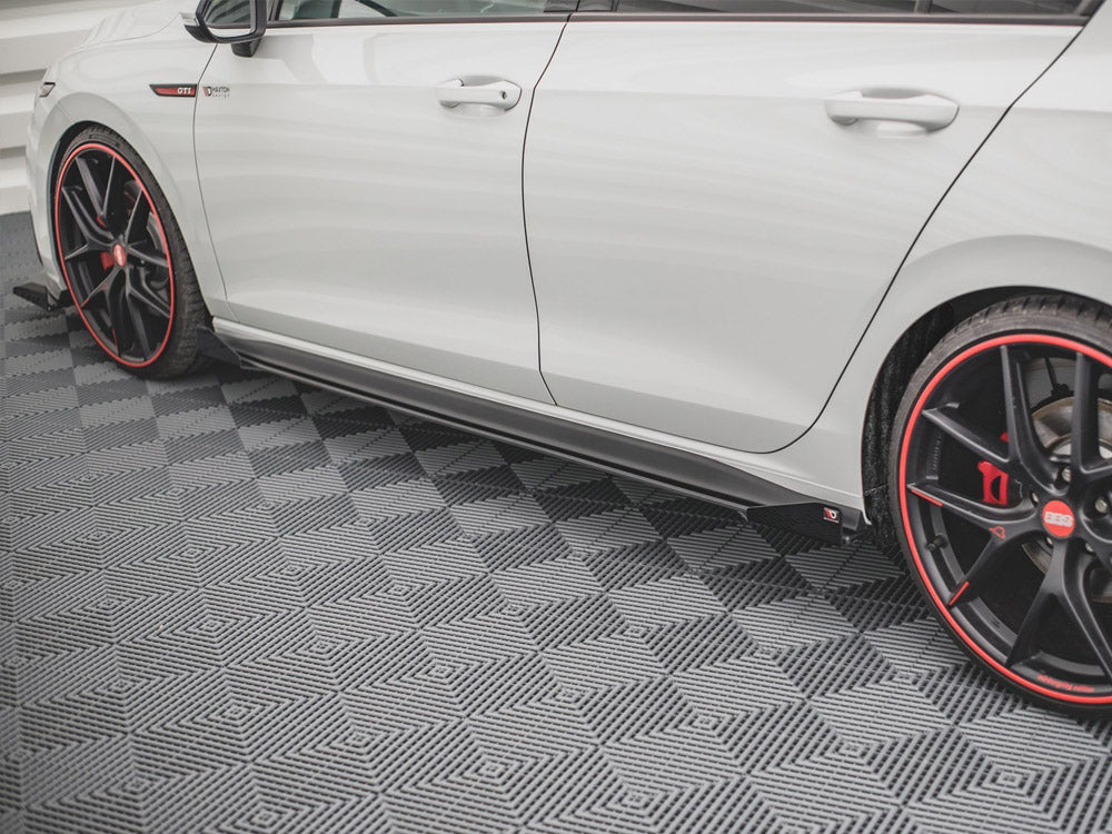 Street PRO Side Skirts Diffusers + Flaps - Volkswagen Golf GTI / GTE / GTI Clubsport / R-Line Mk8