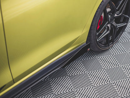 Street PRO Side Skirts Diffusers + Flaps - Volkswagen Golf GTI / GTE / GTI Clubsport / R-Line Mk8