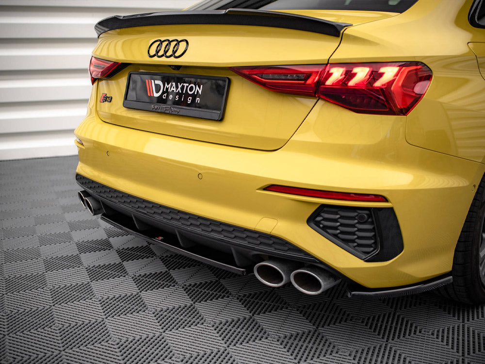 Central Rear Splitter - Audi S3 Sedan 8Y