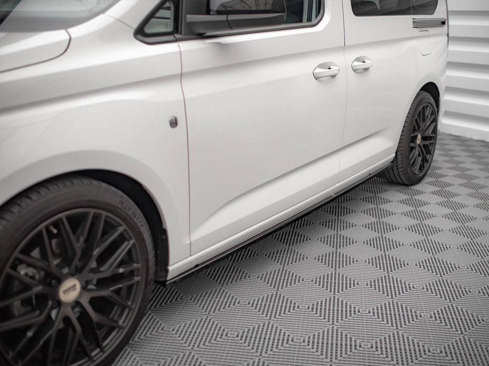 Side Skirts Diffusers - Volkswagen Caddy Mk5 / Ford Transit Connect Mk3