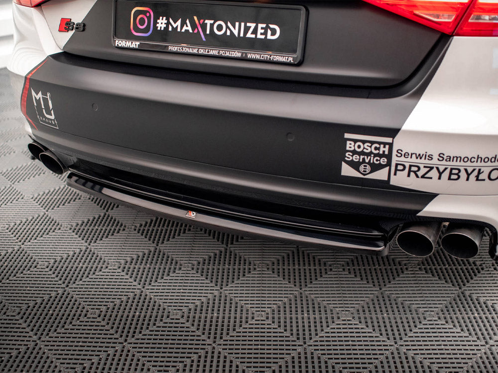 Central Rear Splitter - Audi S8 D4