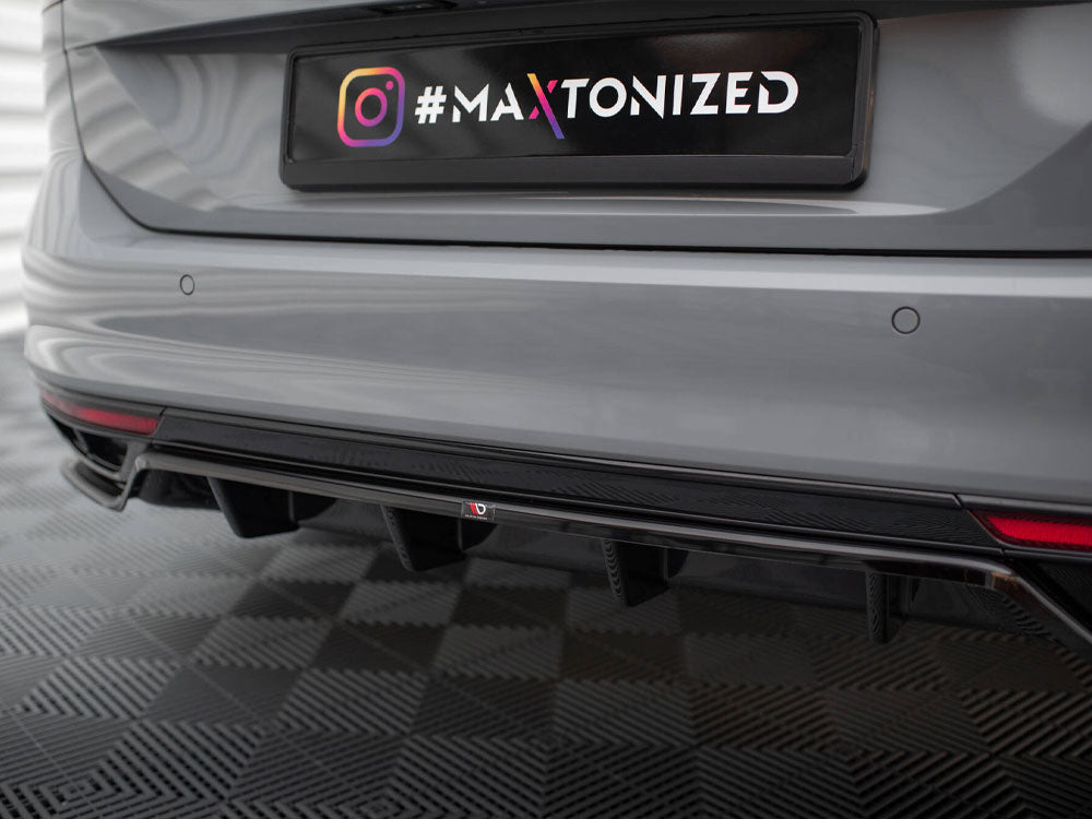 Rear Splitter (Vertical Bars) - Volkswagen Passat R-Line B8 Facelift