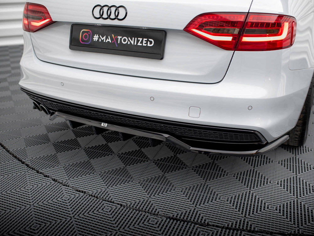Central Rear Splitter (Vertical Bars) - Audi A4 Competition B8 Facelift