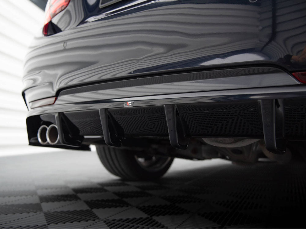 Central Rear Splitter (Vertical Bars) - BMW 4 Series (Coupe / Gran Coupe / Cabrio M-Pack F32 / F36 / F33)