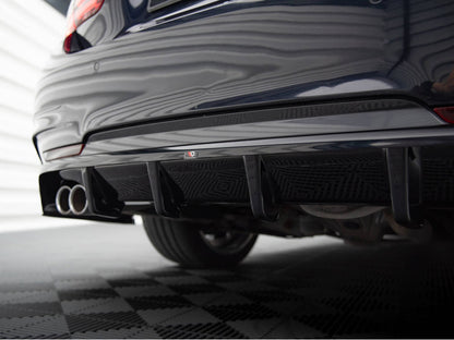 Central Rear Splitter (Vertical Bars) - BMW 4 Series (Coupe / Gran Coupe / Cabrio M-Pack F32 / F36 / F33)