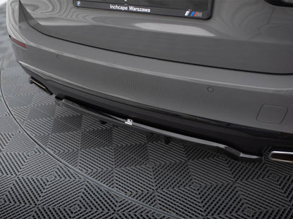 Central Rear Splitter (Vertical Bars) - BMW 5 Series G30 / G31 (Facelift)