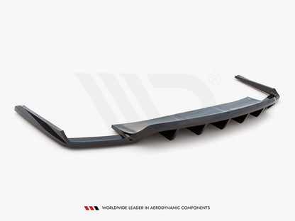 Central Rear Splitter (Vertical Bars) - Audi SQ7 Mk2