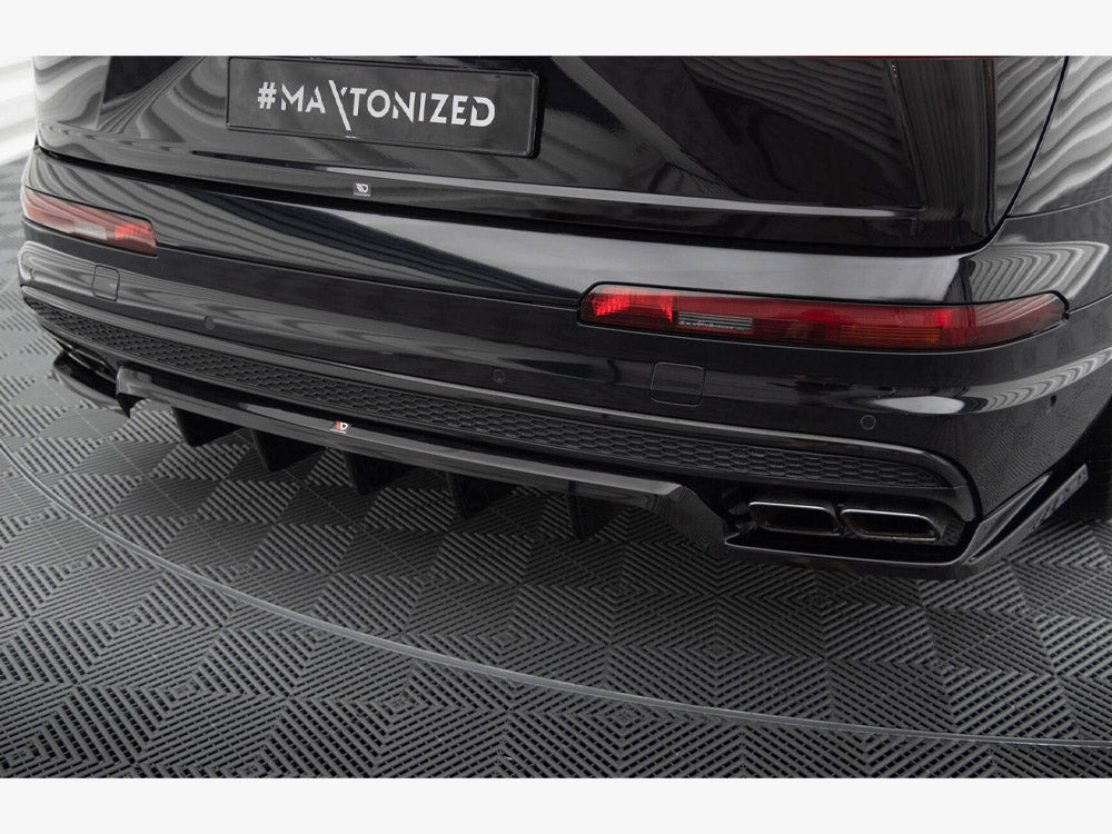 Central Rear Splitter (Vertical Bars) - Audi SQ7 Mk2
