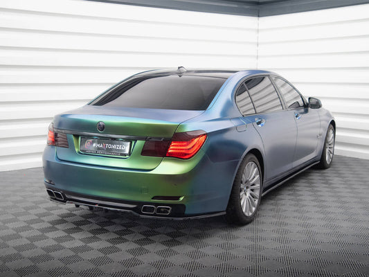 Central Rear Splitter (Vertical Bars) - BMW 7 Series F01