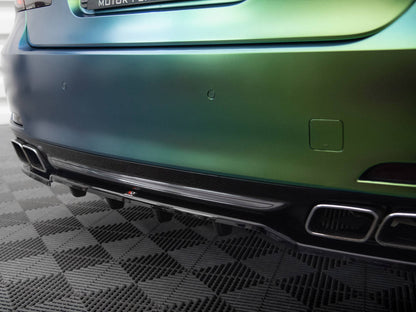 Central Rear Splitter (Vertical Bars) - BMW 7 Series F01
