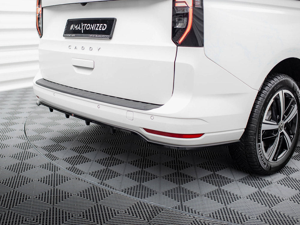 Rear Splitter (Vertical Bars) - Volkswagen Caddy Maxi Mk5