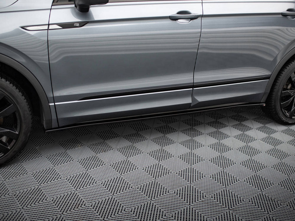 Side Skirts Diffusers - Volkswagen Tiguan Allspace Mk2