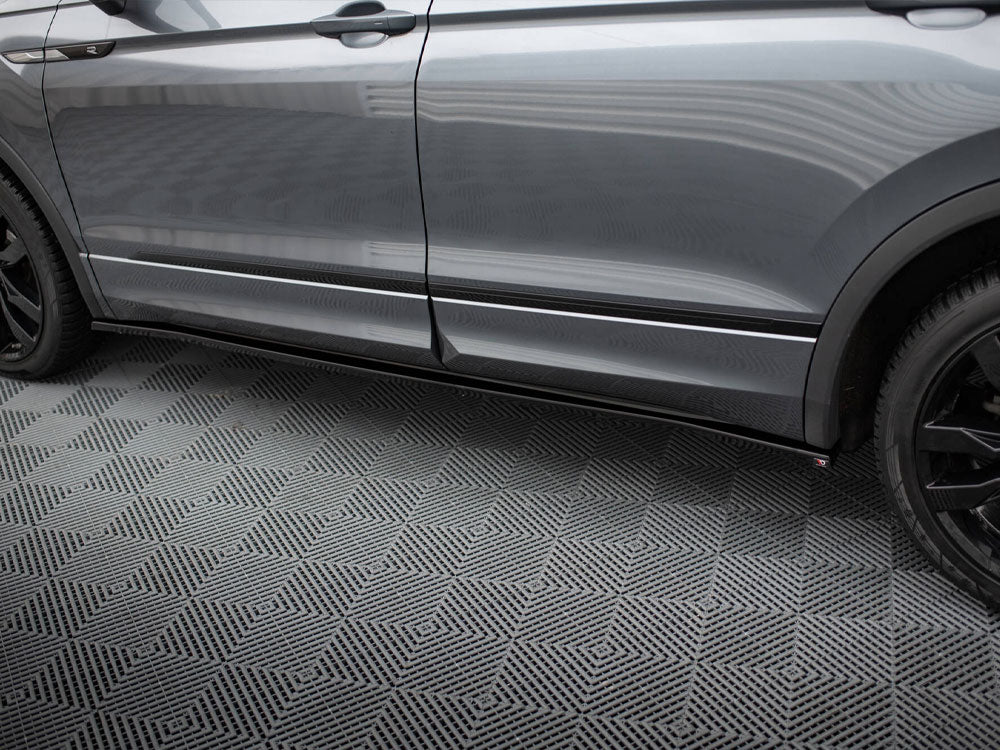 Side Skirts Diffusers - Volkswagen Tiguan Allspace Mk2