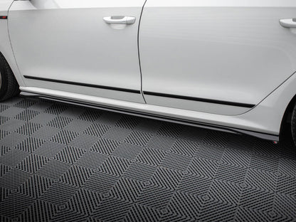 Side Skirts Diffusers - Volkswagen Passat GT B8 Facelift USA