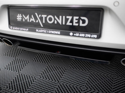 Central Rear Splitter (Vertical Bars) - Volkswagen Golf R Mk7