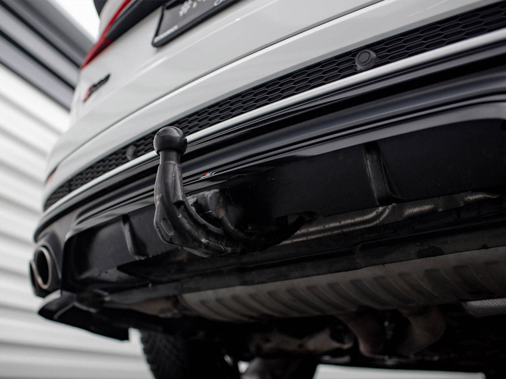 Central Rear Splitter (Vertical Bars) V.2 - Audi SQ8 Mk1