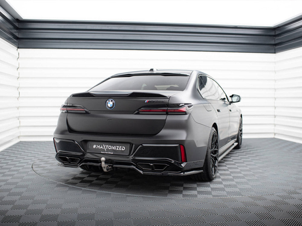 Central Rear Splitter (Vertical Bars) - BMW M7 (60e G70)
