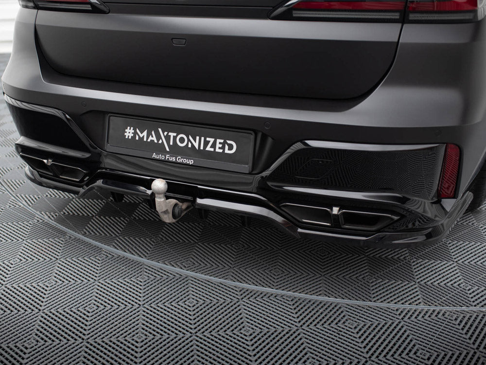Central Rear Splitter (Vertical Bars) - BMW M7 (60e G70)