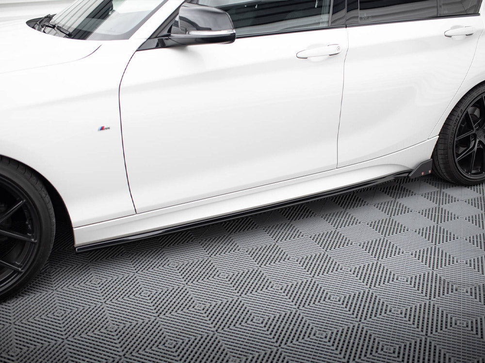 Side Skirts Diffusers V.4 + Flaps - BMW 1 Series (M-Pack / M140i F20 Facelift)