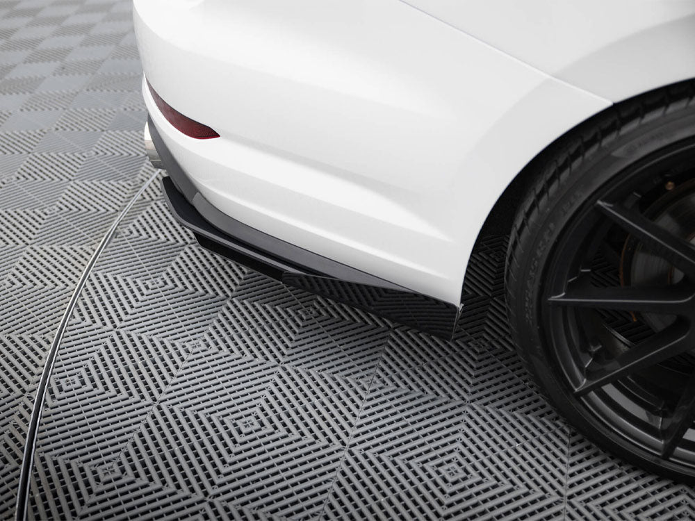 Street Pro Rear Side Splitters + Flaps - Volkswagen Jetta GLI Mk7